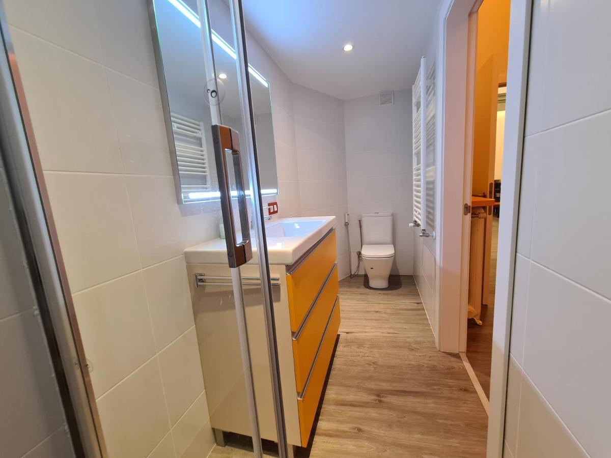 Apartaments Vicus 3 Con Vistas A La Plaza Mayor De Вик Экстерьер фото