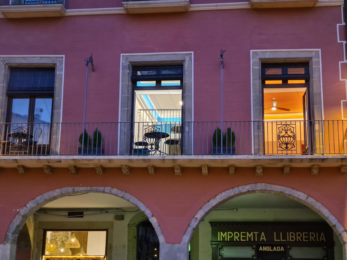 Apartaments Vicus 3 Con Vistas A La Plaza Mayor De Вик Экстерьер фото