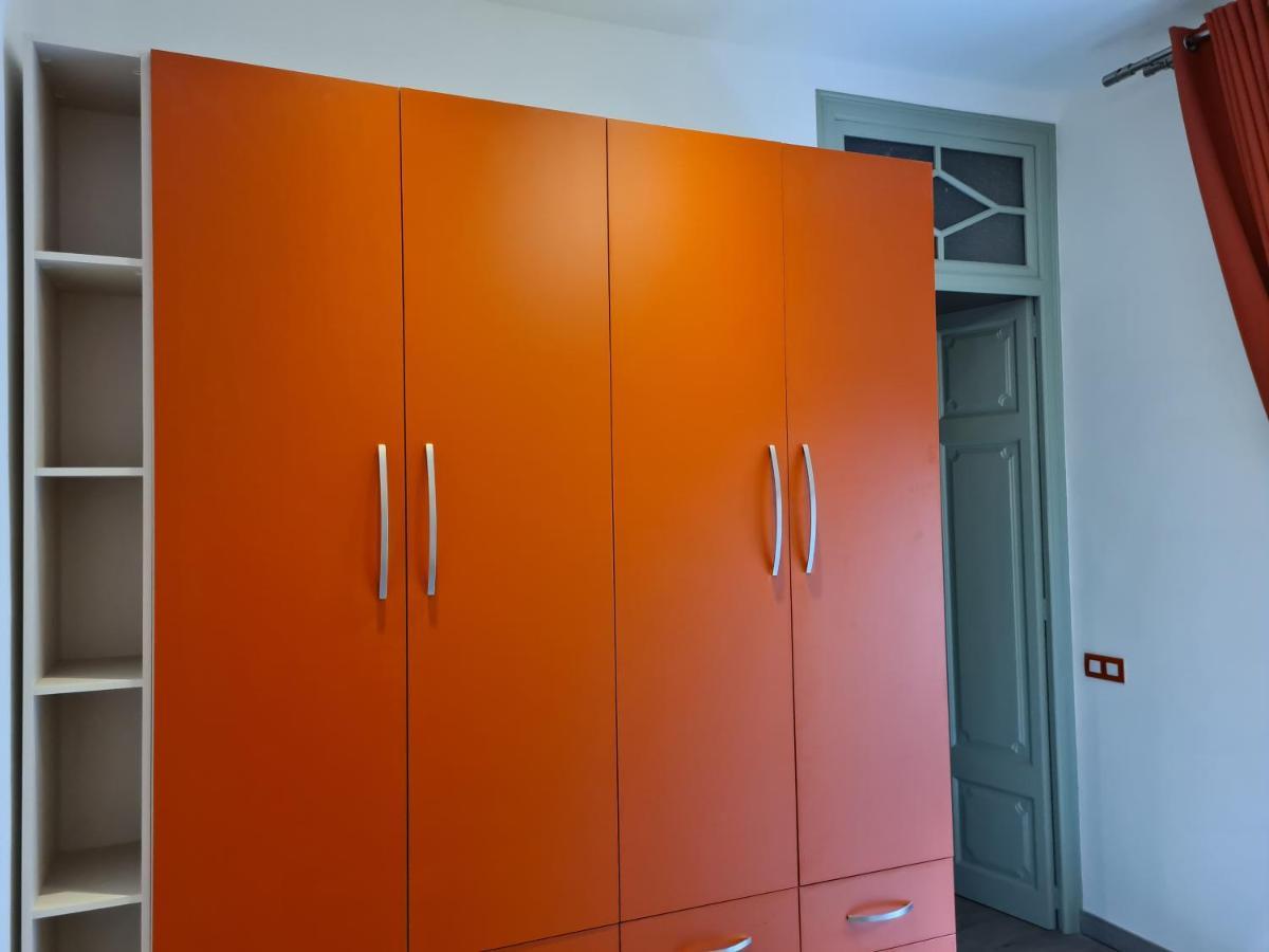 Apartaments Vicus 3 Con Vistas A La Plaza Mayor De Вик Экстерьер фото